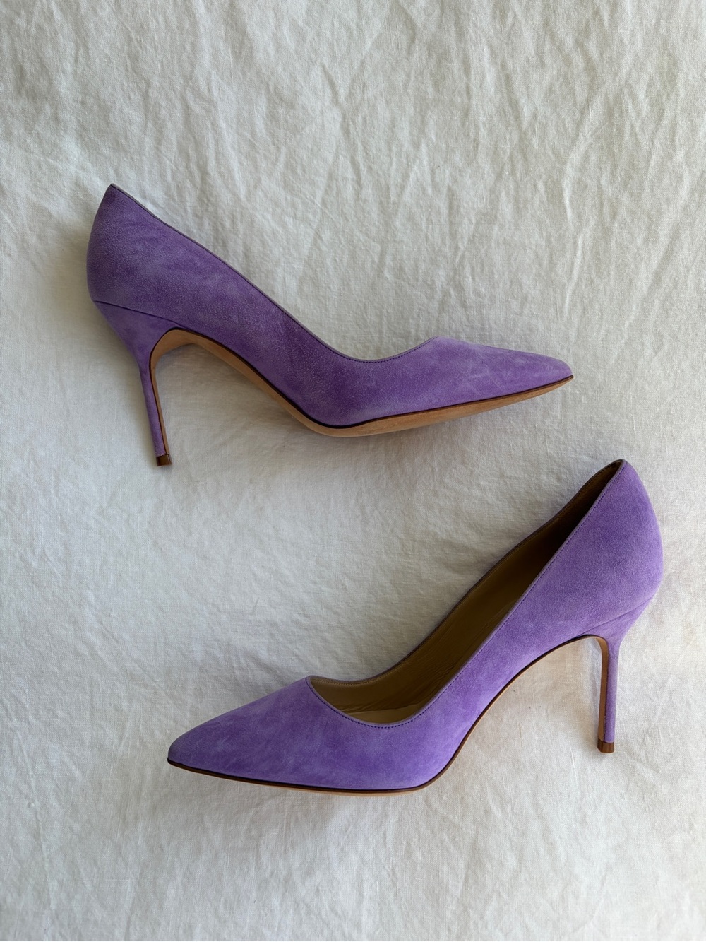 Manolo Blahnik Suede Pointy Toe BB 10 Classic Pumps Heels Purple Lilac Lavender - Picture 6 of 9